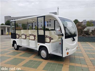  带豪华座椅观光车